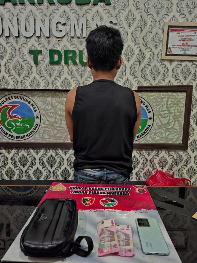 
					Sikat Habis Peredaran Gelap Narkoba, Polsek Manuhing Dan Satnarkoba Ringkus Dua Pengedar Dalam Semalam