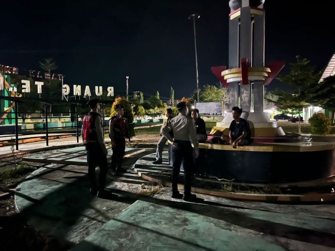 
					Satsamapta Sosialisasi Kamtibmas kepada Masyarakat di RTH Nansarunai