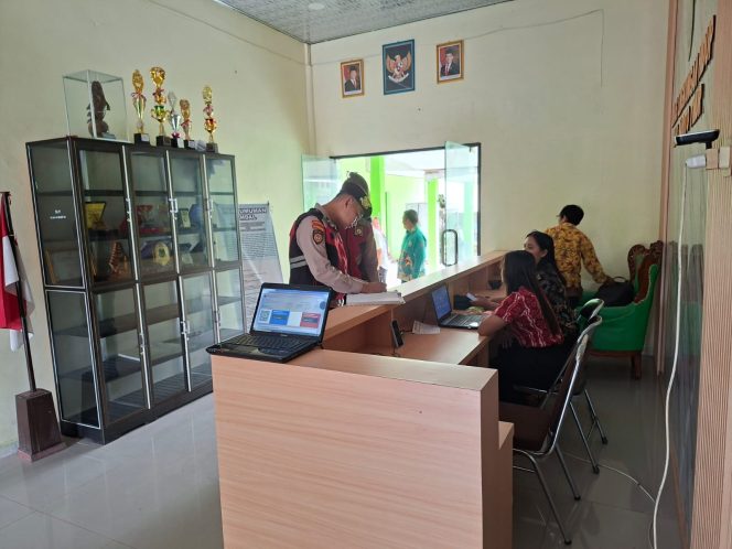 
					**Patroli Presisi Masuk Sekolah, Sat Samapta Bartim Edukasi Pelajar Bahaya Narkoba dan Judi Online**