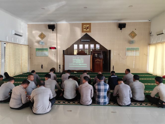 
					POLRES SERUYAN IKUTI PEMBINAAN ROHANI AGAMA ISLAM, KRISTEN, DAN HINDU SECARA RUTIN VIA ZOOM MEETING