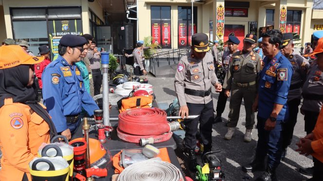 
					Waka Polres Kotim Pimpin Apel Gelar Pasukan Dan Sarpras Kesiapan Penanggulangan Bencana Alam Karhutla.