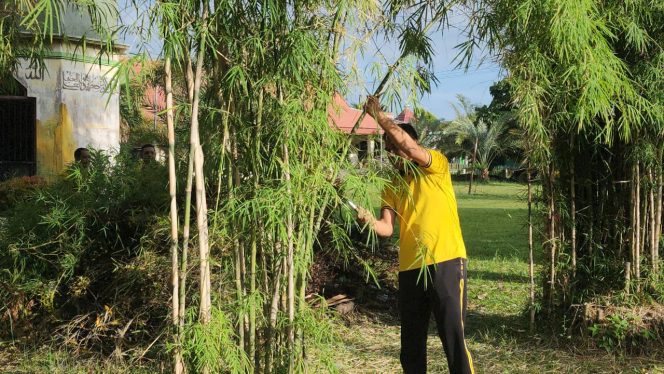 
					Polres Kotim Sulap Masjid Al-Falah Jadi Lebih Asri, Dukung Penuh Program Presiden RI