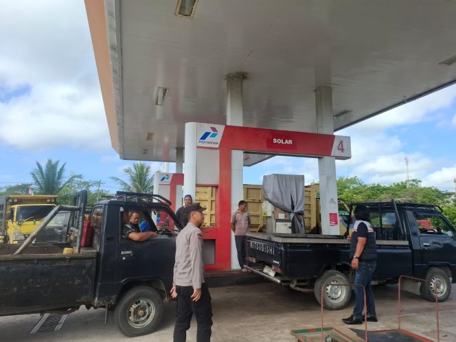 
					POLRES SERUYAN GELAR APEL SIAGA ON CALL, PATROLI GEREJA, PASAR, SPBU, DAN JALUR KOTA