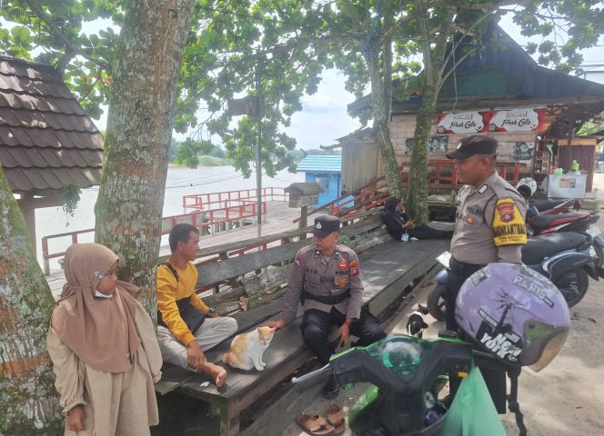 
					PATROLI KRYD DAN DIALOGIS POLSEK HANAU SAMBANG BANK KALTENG DAN JALAN SERUYAN