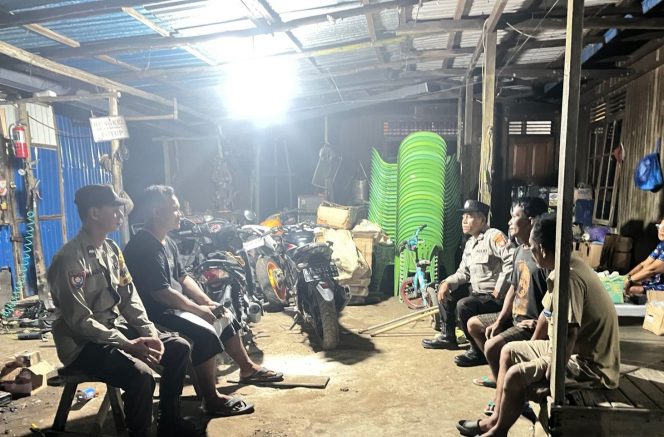 
					Polsek Sebangau Kuala Perkuat Peran Pam Swakarsa di Desa Sebangau Permai