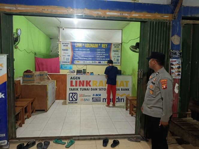 
					Hadirkan Rasa Aman di Tengah Malam, Polsek Manuhing Pastikan Situasi Manuhing Tetap Kondusif