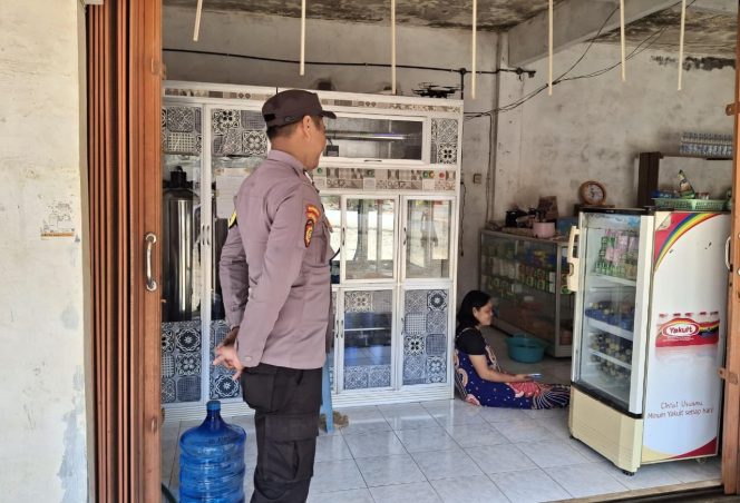 
					Ciptakan Kondusivitas Desa, Polsek Permata Kecubung Laksanakan Patroli Dialogis