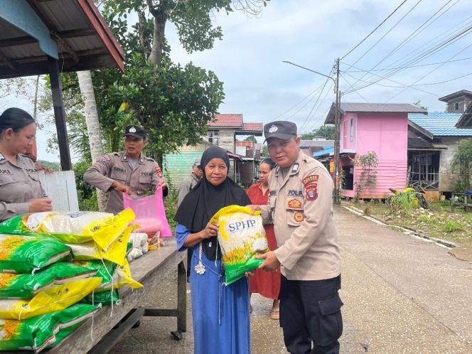 
					Polres Barito Utara Gencar Stabilkan Harga Pangan Lewat Gerakan Pangan Murah di Pangku Raya