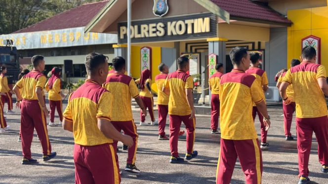 
					Jaga Stamina Layani Masyarakat, Polres Kotim Rutin Gelar Olahraga Pagi Setiap Jumat