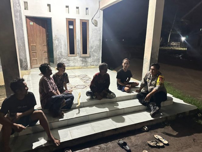 
					Polsek Pandih Batu Gencarkan Sambang Warga di Belanti Siam guna Pastikan Keamanan Desa