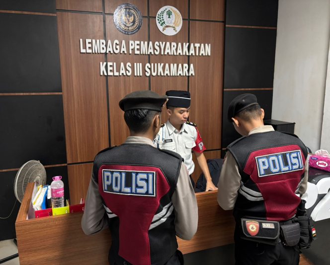 
					Tingkatkan Kewaspadaan, Sat Samapta Polres Sukamara Monitoring Kamtibmas di Lapas Kelas III Sukamara