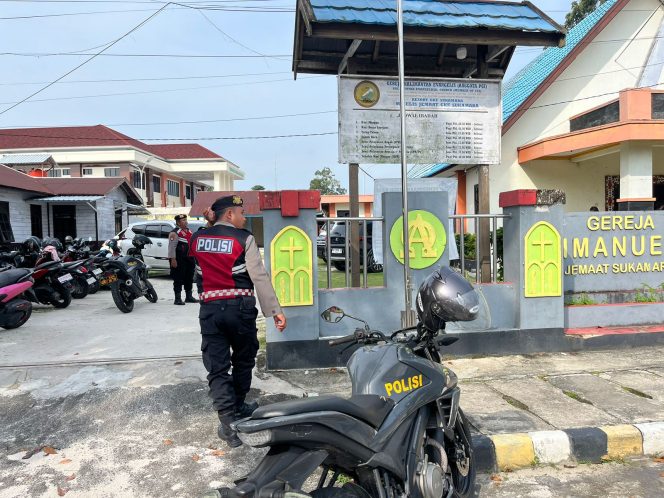 
					Ciptakan Situasi Kondusif, Sat Samapta Polres Sukamara Pantau Gereja Saat Ibadah Minggu