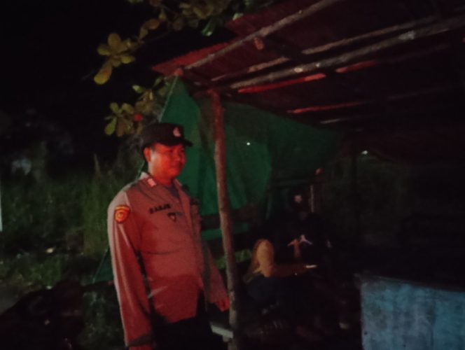 
					Polsek Jelai Intensifkan Patroli Dialogis Malam, Cegah Gangguan Kamtibmas