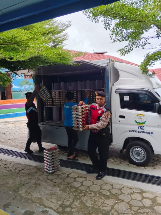 
					Pastikan Program Nasional Tepat Sasaran, Polres Barito Utara Intensifkan Pengawalan Distribusi Makanan Bergizi Gratis