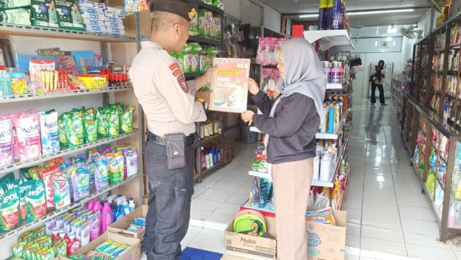 
					Polsek Kahayan Hilir Sosialisasikan Layanan Call Center 110 kepada Masyarakat