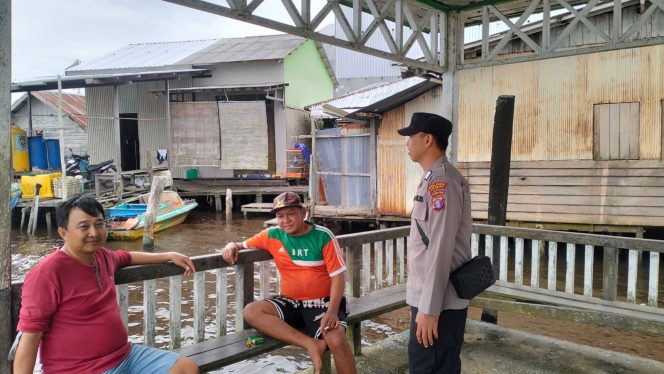 
					Jalin Komunikasi, Polsek Jelai Intensifkan Patroli Dialogis Pagi Hari