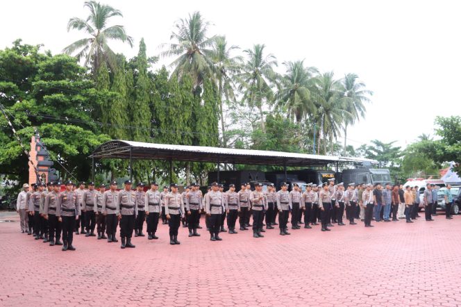 
					Polres Barito Utara Siaga Penuh Mayday, Kapolres Pimpin Langsung Apel Kesiapsiagaan