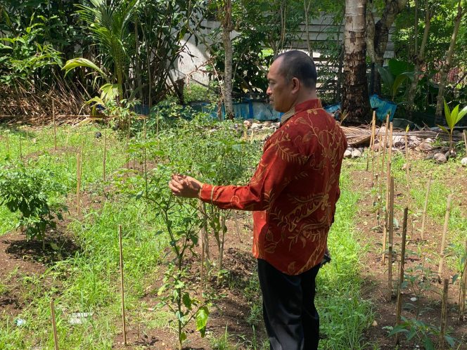 
					Soroti Kebersihan Lahan, Karutan Manna Tinjau Program Ketahanan Pangan
