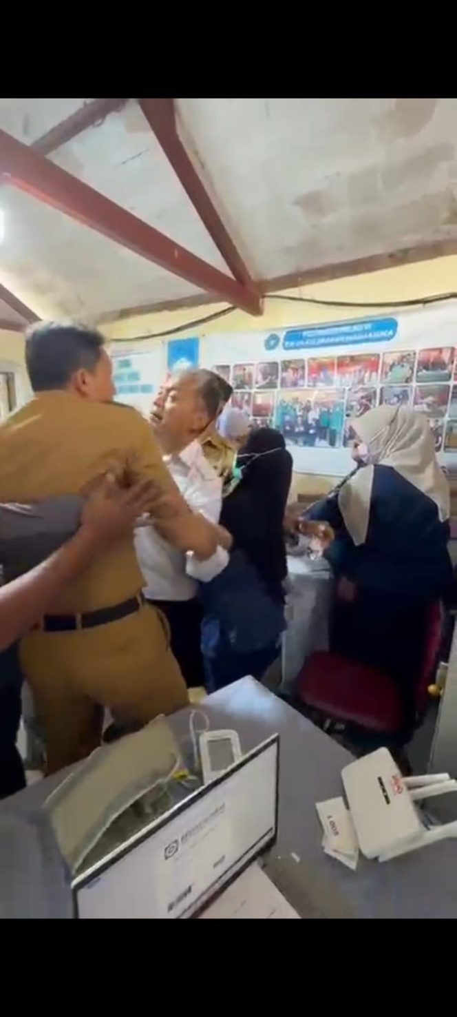 
					Belum 100 Hari Kerja, Oknum Lurah Margasuka Diduga Membuat Kegaduhan!