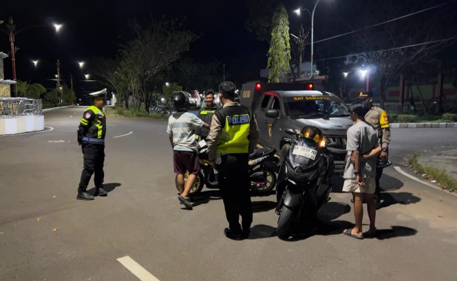 
					Polres Murung Raya Patroli Malam Ajak Para Pemuda Zero Aksi Balap Liar