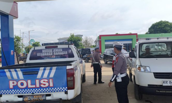 
					Polres Murung Raya Intensifkan Pemantauan Antrian BBM di SPBU Puruk Cahu, Pastikan Distribusi Berjalan Lancar