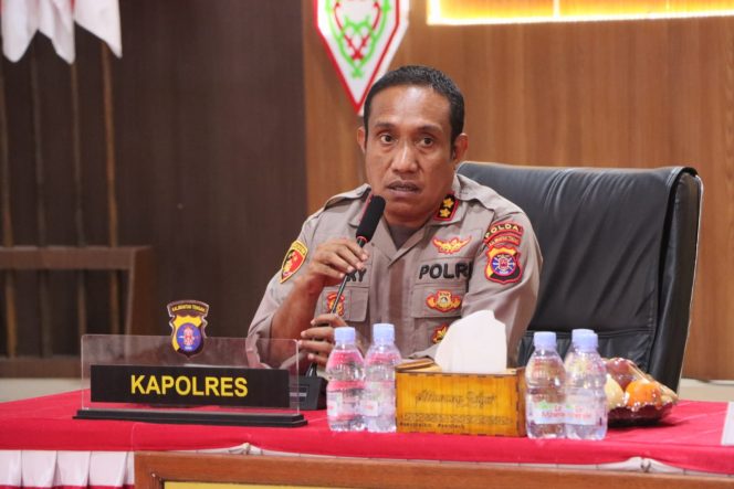 
					Kapolres Murung Raya Pimpin Sidang BP4R 9 Personel Yang Akan Menikah