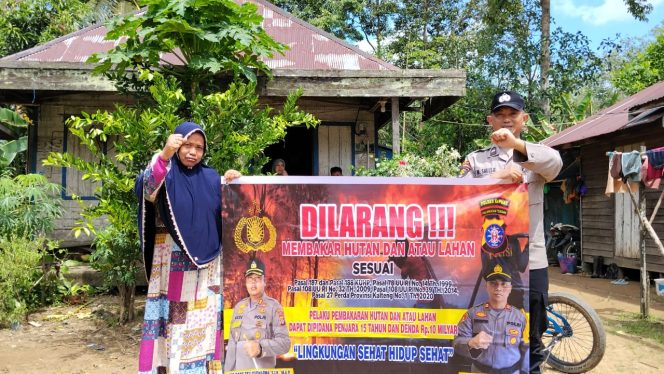 
					“Cegah Karhutla” Polsek Kapuas Timur Rutin Sosialisasi dan Imbau Masyarakat Tidak Membakar Hutan dan Lahan