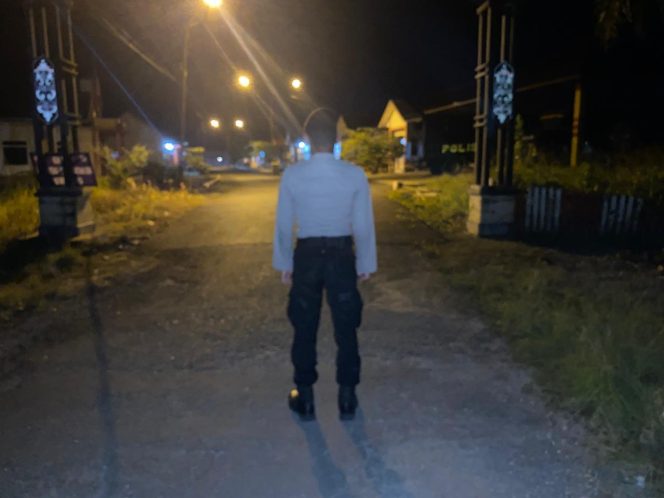 
					Satsamapta Polres Barito Timur Periksa Asrama Polres Saat Patroli MAKO*