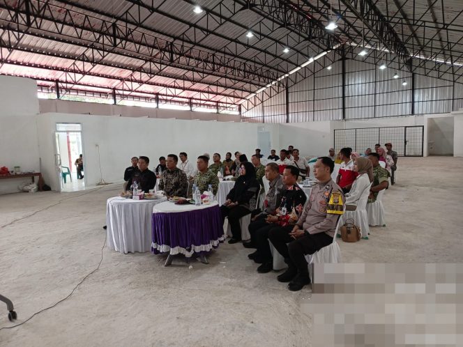 
					Dukung Program Strategis Nasional Presiden RI, Bhabinkamtibmas Hadiri Peresmian Koperasi Merah Putih