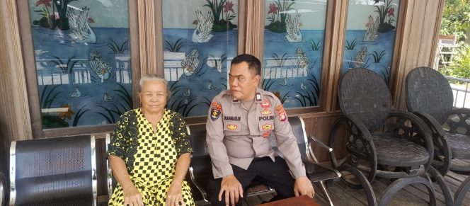 
					Berikan Imbauan kantibmas kepada warga di lakukan piket Polsek Kapuas Tengah.
