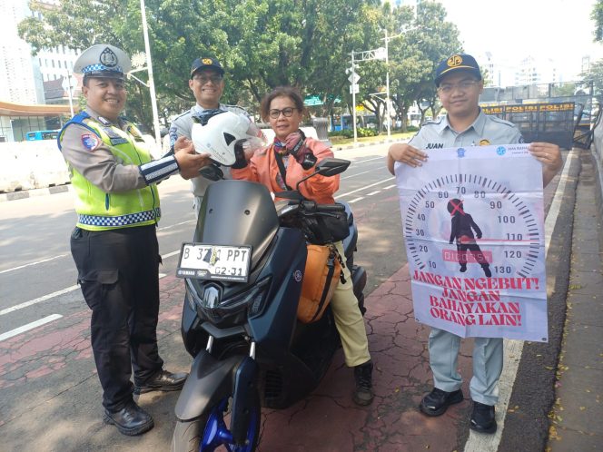 
					Tekan Angka Kecelakaan, Jasa Raharja Kanwil utama DKI melakukan safety campaign di wilayah Jakarta pusat