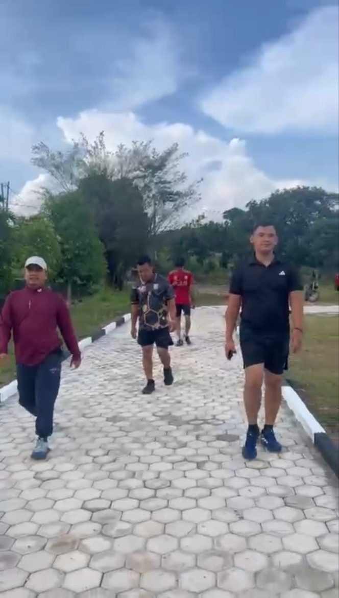 
					KONI Way Kanan Sosialisasikan Lapangan Manunggal Kodim Sebagai Wadah Olahraga Masyarakat
