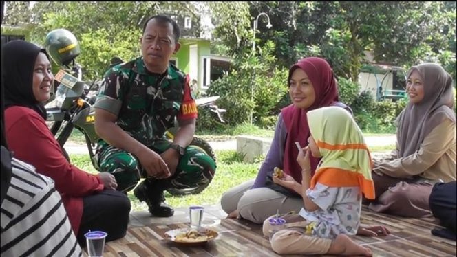 
					Mengintip Kelas Kreatif Serda Ihsanudin, Oase Belajar Anak Lampung