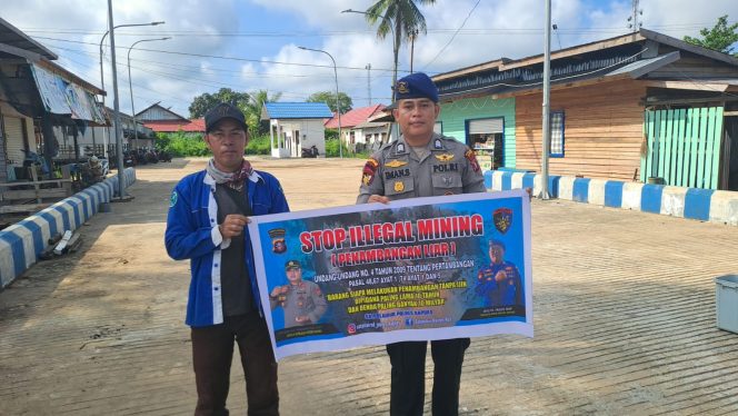 
					Satpolairud Polres Kapuas Laksanakan Patroli Perairan, Beri Imbauan Stop Penambangan Liar Di DAS Kapuas
