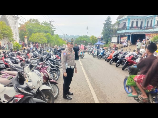 
					Pastikan Idul Adha Aman, Polres Barito Utara Gelar Pengamanan Intensif di Masjid