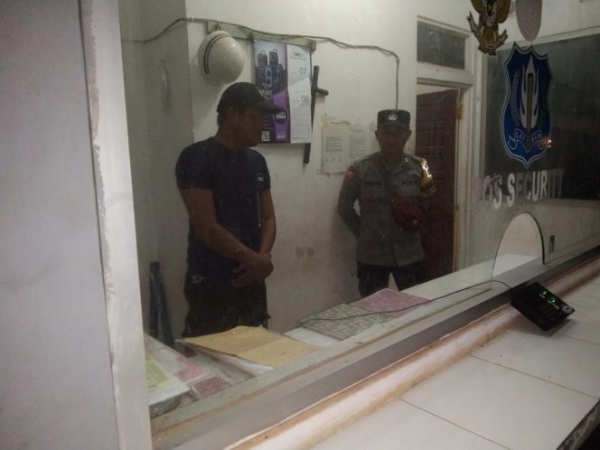 
					Ciptakan Harkamtibmas Tetap kondusif Polsek Basarang Tingkatkan Patroli Rawan Malam