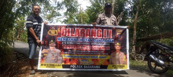 
					Polsek Basarang Gencar Patroli Karhutla Cegah Kebakaran Hutan Dan Lahan