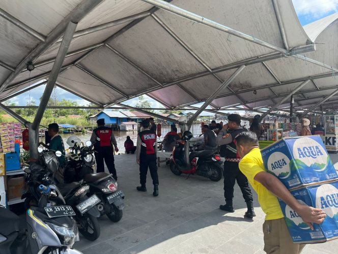 
					Pantau Aktivitas Penyeberangan, Sat Samapta Polres Sukamara Monitoring Keamanan di Pelabuhan Speed Boat