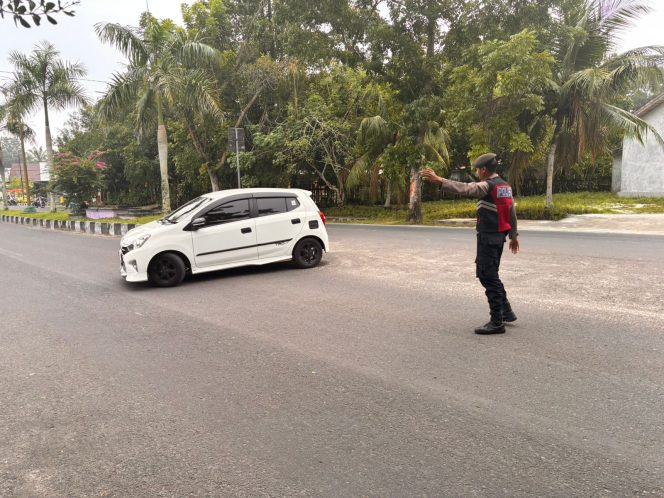 
					Wujudkan Kamseltibcarlantas, Sat Samapta Polres Sukamara Laksanakan Pengaturan Pagi