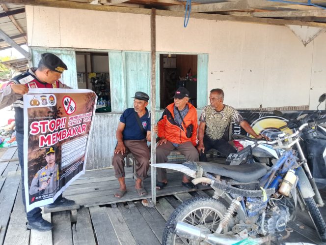 
					Cegah Karhutla, Polsek Pandih Batu Sosialisasi Larangan Membakar Hutan kepada Warga