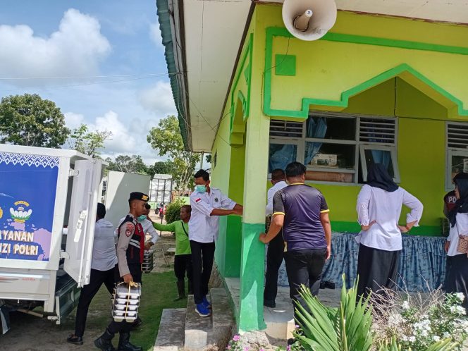 
					Sat Samapta Polres Sukamara Laksanakan Kegiatan Humanis Lewat Pengawalan MBG guna Pelayanan Kepada Masyarakat