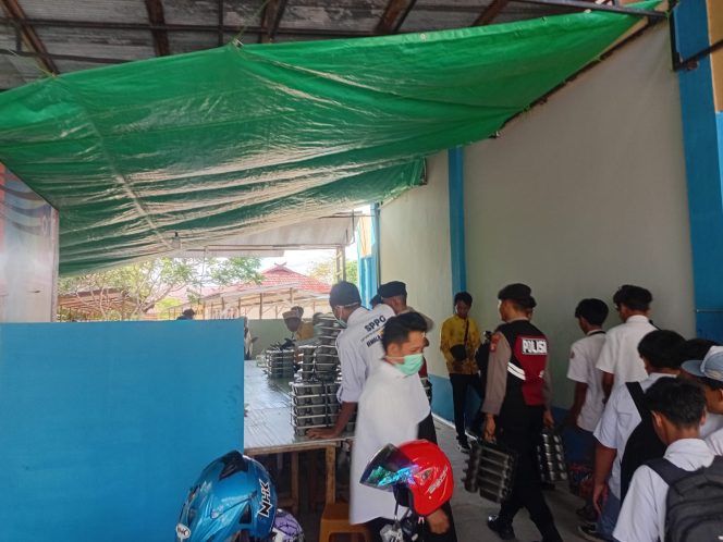 
					Sukseskan Program MBG, Sat Samapta Polres Sukamara Kedepankan Kegiatan Humanis Saat Bertugas