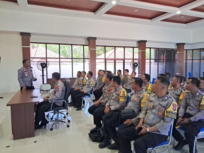 
					Optimalkan Pelayanan, Bhabinkamtibmas Polres Pulang Pisau Ikuti Zoom Bos V2