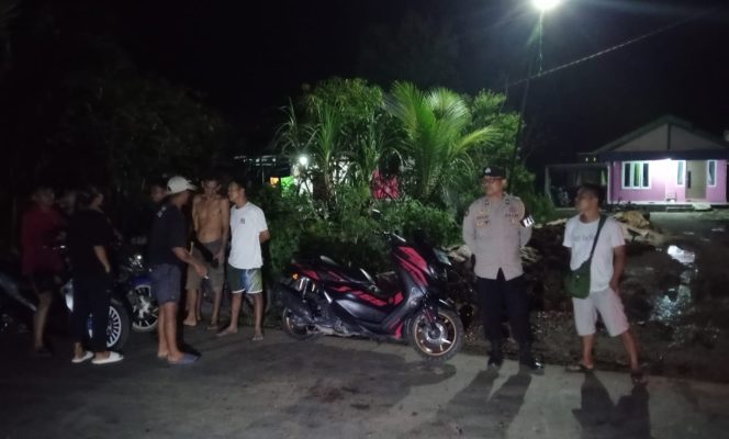 
					antisipasi Gangguan Kamtibmas, Personel Polsek Kapuas Barat Intensifkan Patroli Rawan Malam