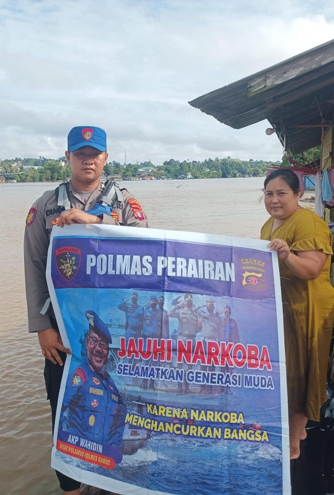 
					Jaga Keamanan Jalur Perairan, Satpolairud Polres Barito Utara Intensifkan Patroli dan Sambang Masyarakat DAS Barito