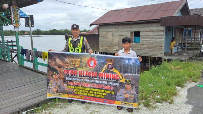 
					PERSONEL POLSEK PULAU PETAK LAKSANAKAN SOSIALISASI ILEGAL MINING KE MASYARAKAT GUNA PENCEGAHAN TAMBANG LIAR DI WILAYAH KECAMATAN PULAU PETAK