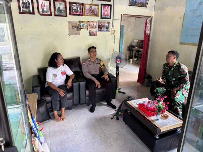 
					Sinergi TNI-Polri di Kahayan Hilir, Sambangi Warga Sampaikan Pesan Kamtibmas