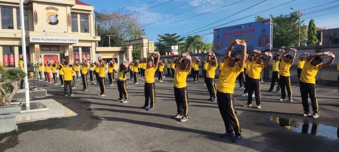 
					Sehat Jiwa Raga Polres Kotim Rutin Senam Pagi Dan Jalan Sehat  Setiap Jumat.