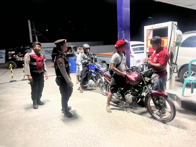 
					Jamin Keamanan Jalur Logistik Energi, Sat Samapta Sukamara Sisir Area SPBU Kota