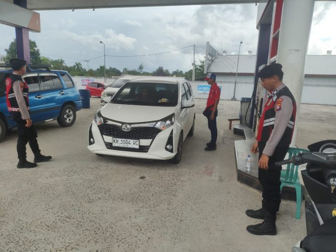
					Jamin Kelancaran Distribusi Energi, Sat Samapta Sukamara Monitoring SPBU di Pagi Hari